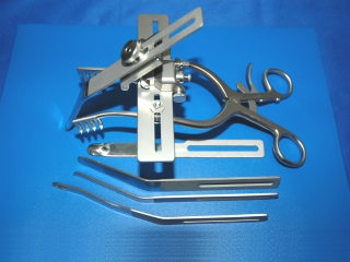 Middle fossa Spreider